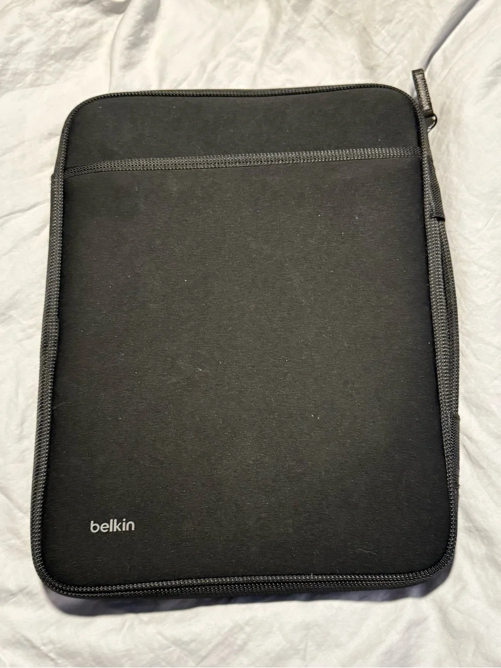belkin Black Zippered Laptop Sleeve with Front Pocket